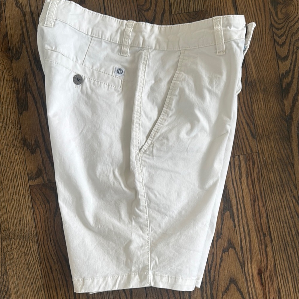 Free Planet Men's White Casual Shorts